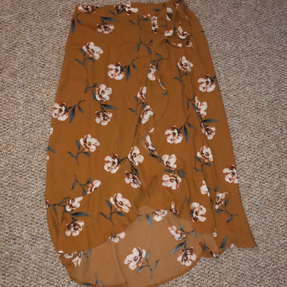 Xhilaration Flowy Skirt